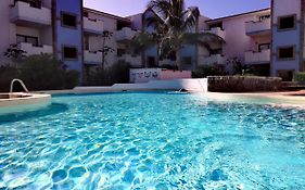 Sal Service Blu Moradias Residence With Pool